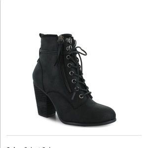 Daisy Fuentes Heeled Combat Boot